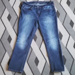Size 12 regular old navy boyfriend ankle jeans
